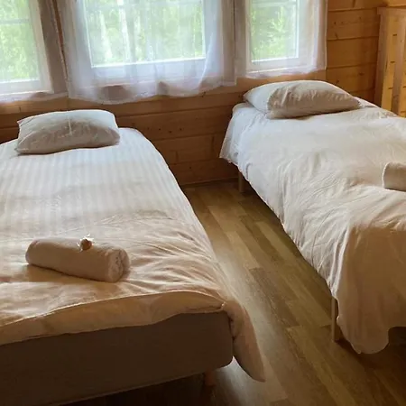 Merineitsi Peamaja Saunaga Kahele