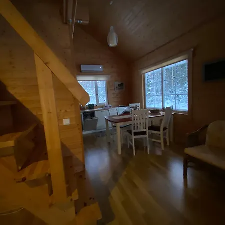 Merineitsi Peamaja Saunaga Kahele *