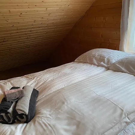 Merineitsi Peamaja Saunaga Kahele *