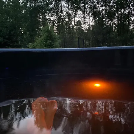 Apartman Merineitsi Peamaja Saunaga Kahele *